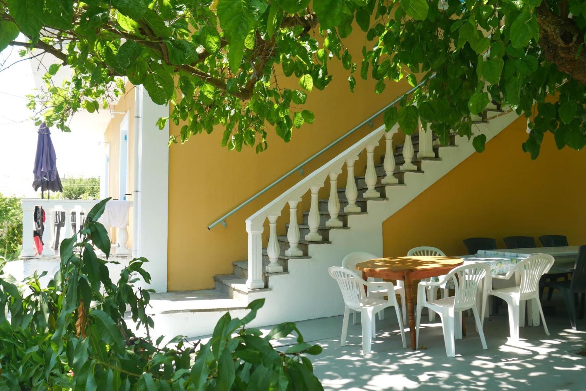 Villa Vania Gardenos Vitaládes Extérieur photo